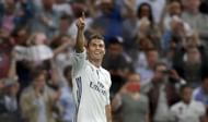 MADRID, SPAIN - MAY 02: Cristiano Ronaldo of Real celebrates during the UEFA Champions League Semi Final first leg match between Real Madrid CF and Club Atletico de Madrid at Estadio Santiago Bernabeu on May 2, 2017 in Madrid, Spain.  (Photo by Lars Baron/Getty Images)